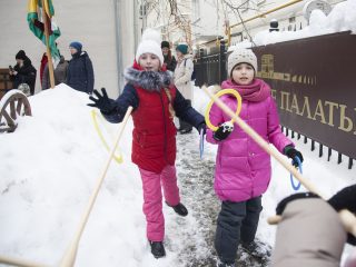 Масленица идёт, блин да мёд несёт! Программа для сборных групп